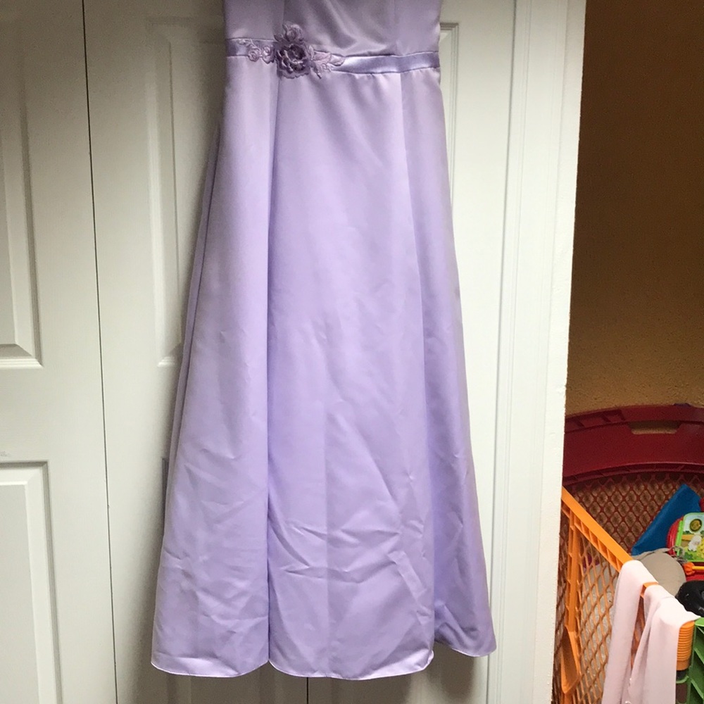 Dress - Picture 2 of 3
